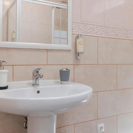 Gloria's Terrace By Lovelystay Lejlighed Lisboa